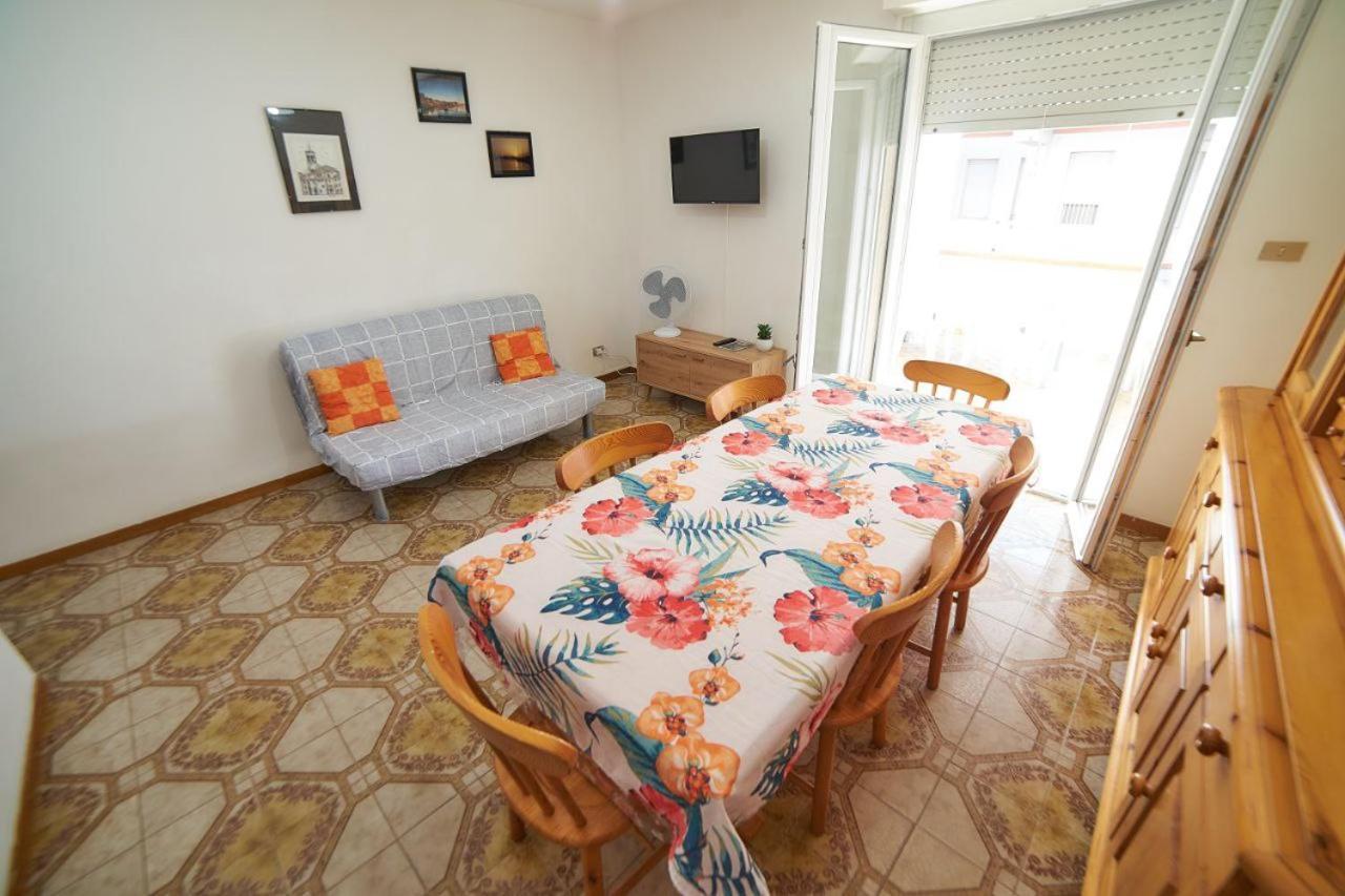 La Perla Bianca - Alghero Lido, Vicino Al Mare Luaran gambar